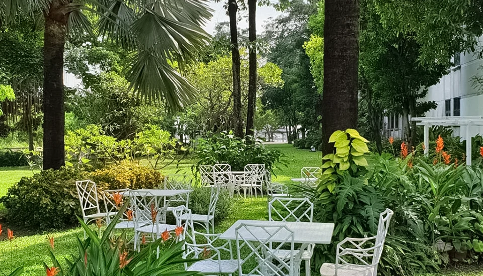 هتل مونتین ریورساید بانکوک